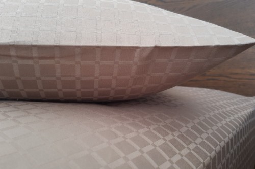 Pillow case in check sateen Egyptian cotton TC300