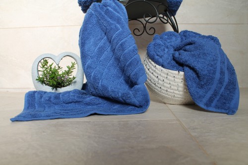 Bathroom towel 100% Egyptian cotton - 3 Stripes