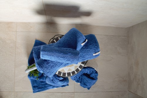 Bathroom towel 100% Egyptian cotton - 3 Stripes