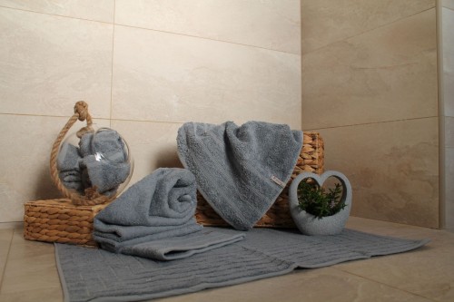 Badetuch aus 100% ägyptischer Baumwolle - 3 Streifen