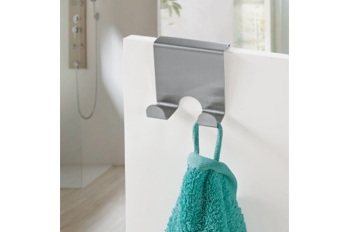 Double door towel holder